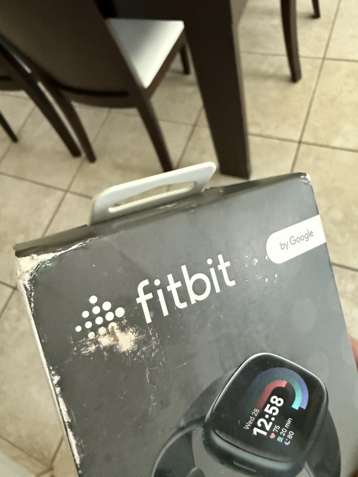 Fitbit Versa 4 Health & Fitness Smartwatch with GPS, 24/7 Heart Rate, Sleep Tracking, Workout Modes, Built-in Alexa, Water Resistant, 6+ Day Battery Life - Black customer photo 2