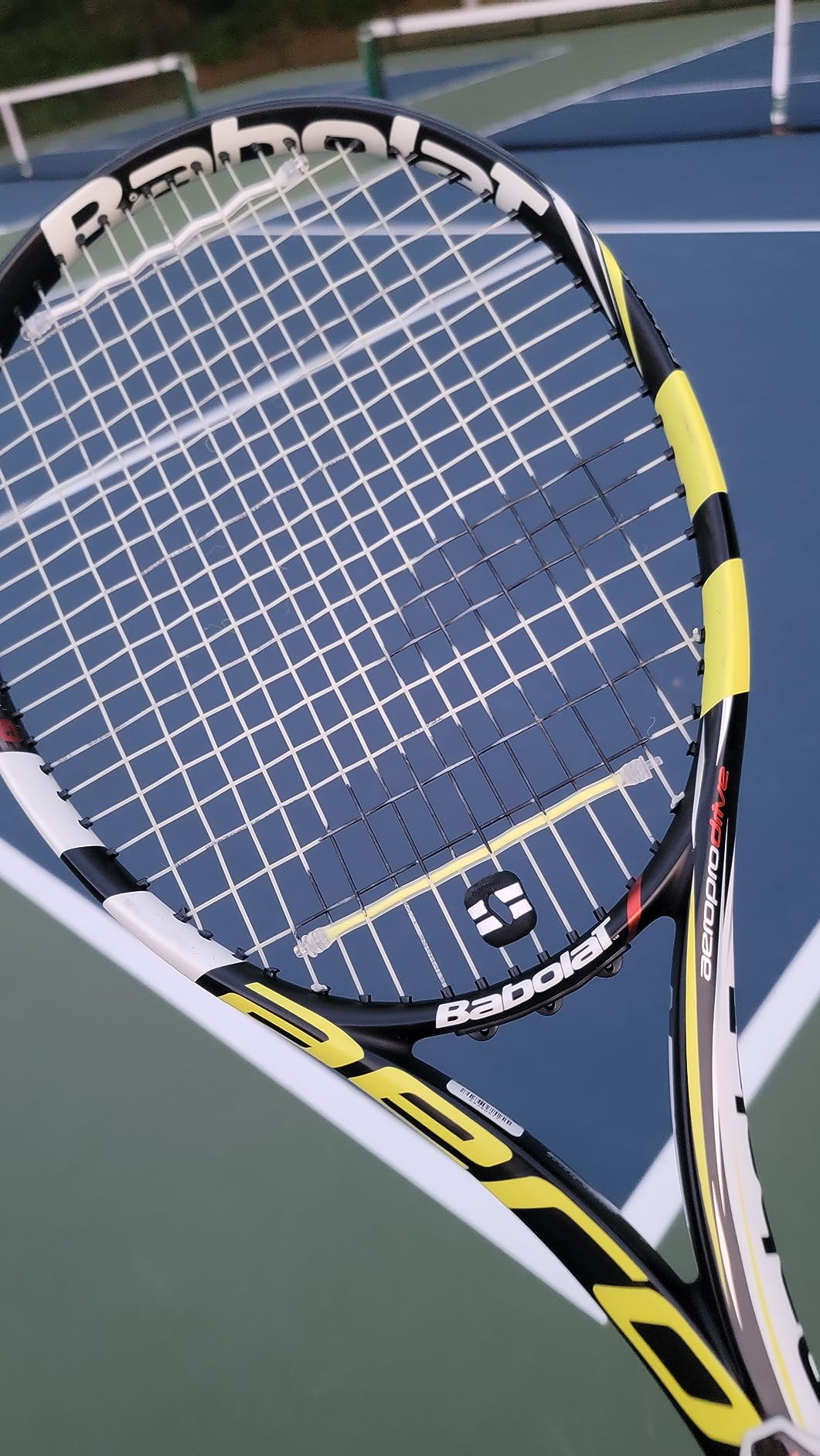 SPORTIC 8 pcs Tennis Racket Dampener, Racket Shock Absorber to Reduce Vibration, Tennis Racquet Vibration Dampener, Racquet Accessories for Tennis Player Sports Favor-4 Colors customer photo 1