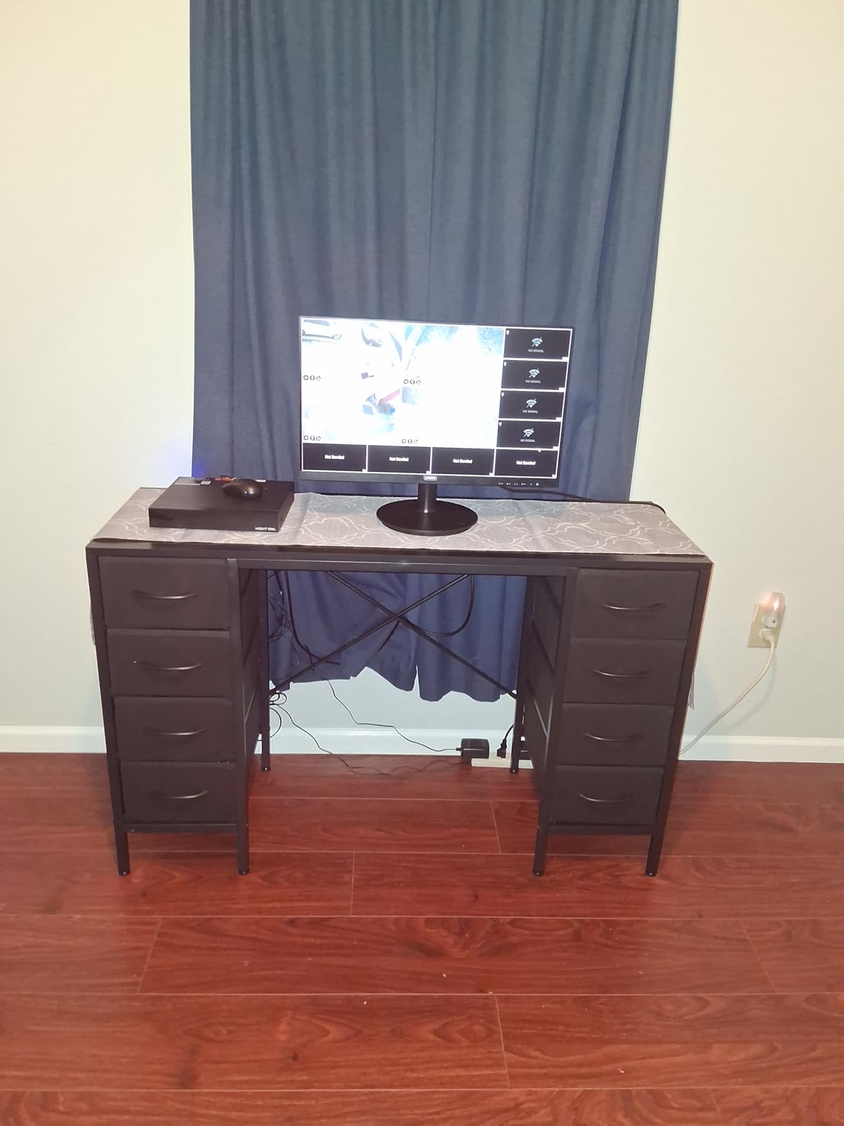 Philips 241V8LB 23.8-inch customer photo 2