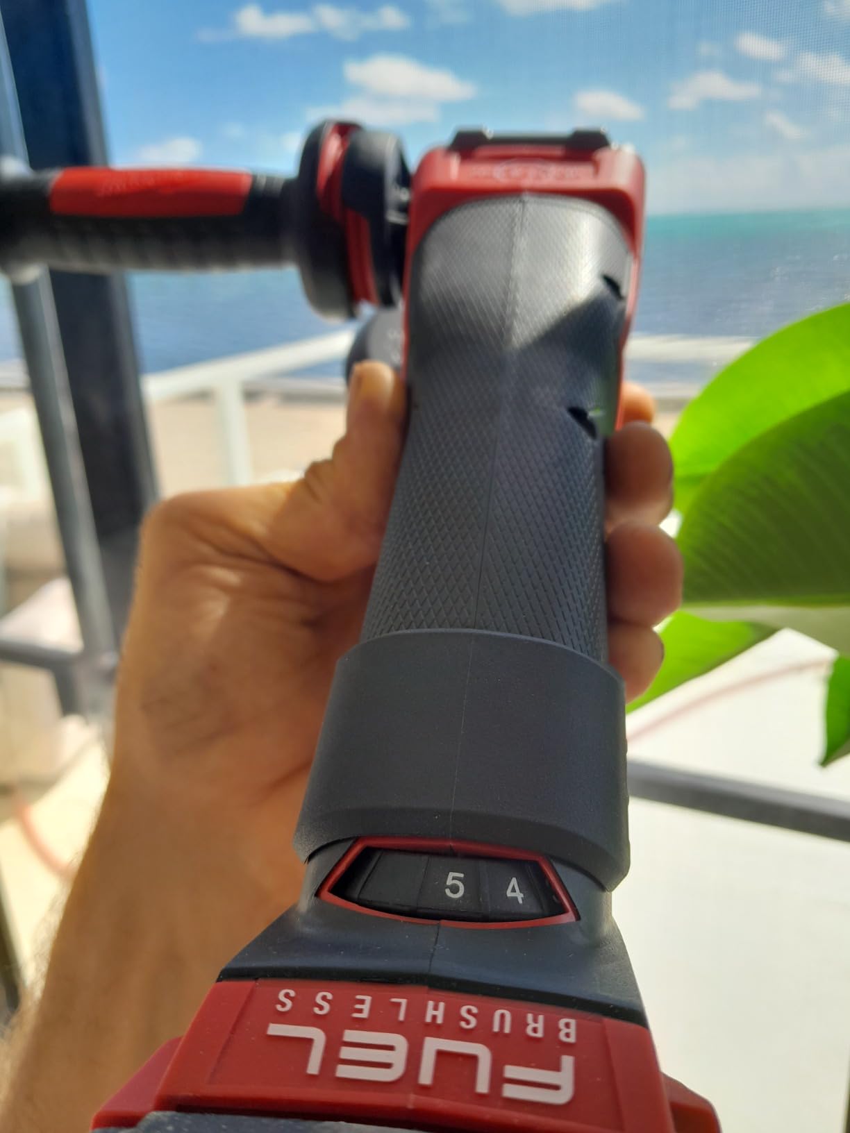 Milwaukee 2888-20 Grinder customer photo 1