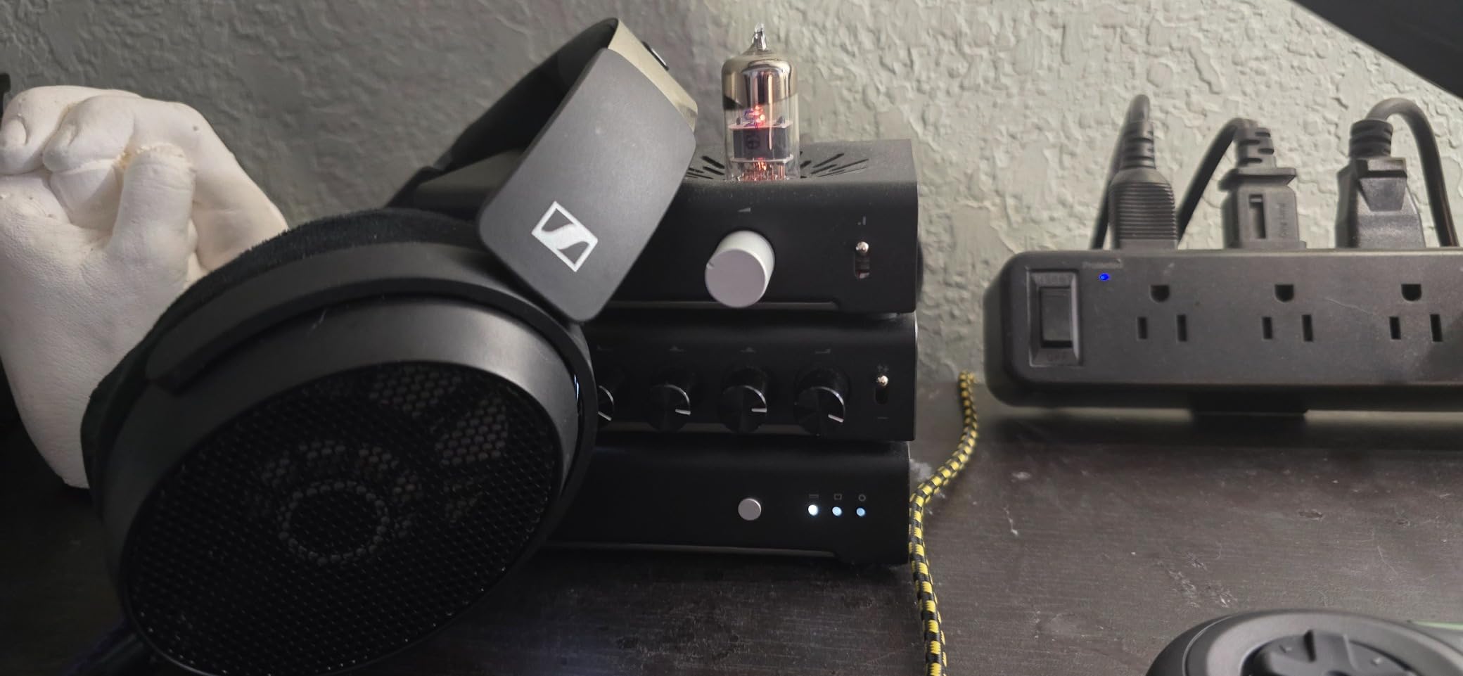 HD 490 PRO Open-Back Professional Headphone customer photo 1