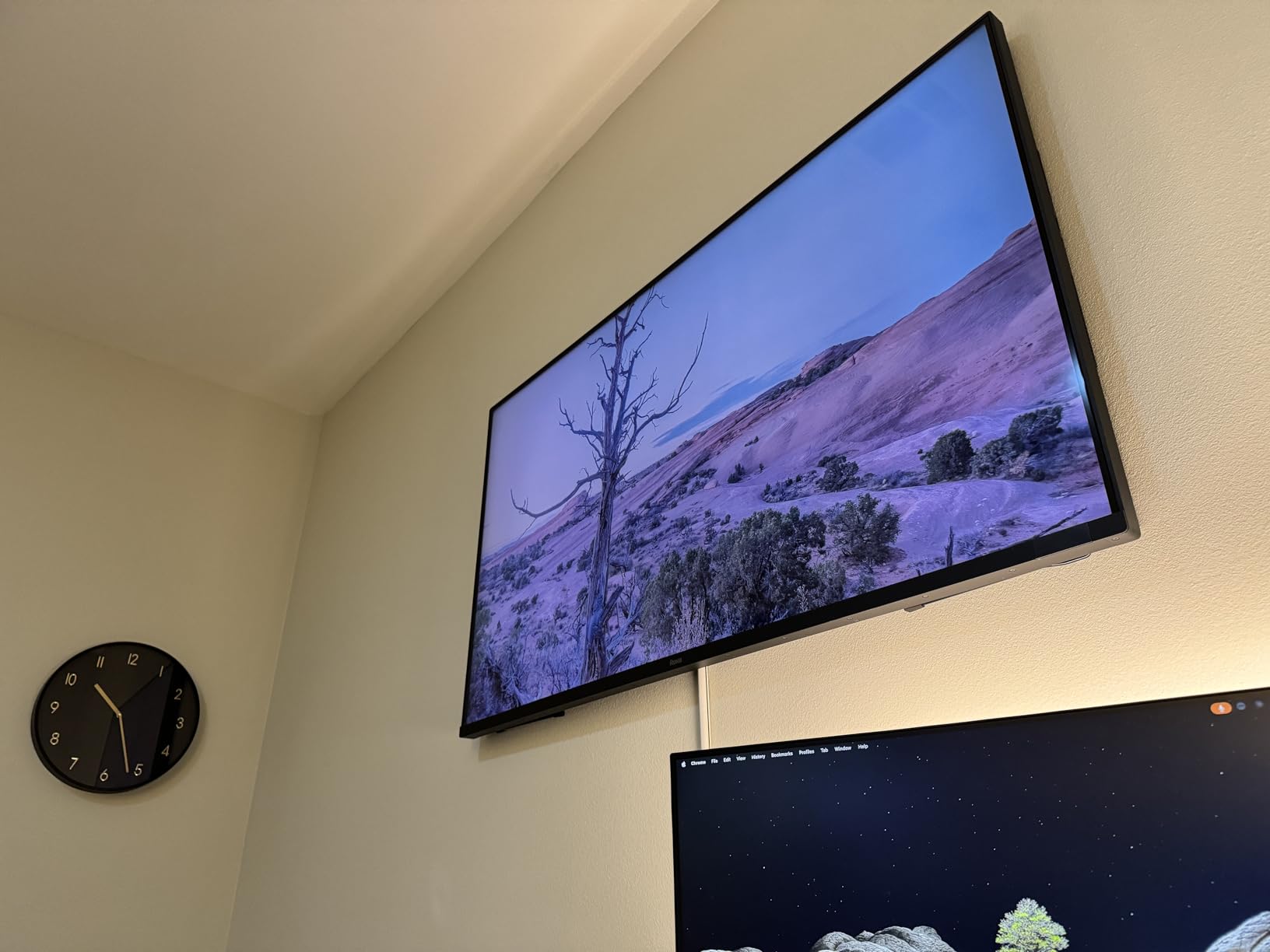 Roku Smart TV – 75-Inch Pro Series 4K QLED RokuTV with Backlit Roku Voice Remote Pro, Dolby Vision IQ, 120Hz Refresh Rate – Live Local News, Sports, Gaming customer photo 1