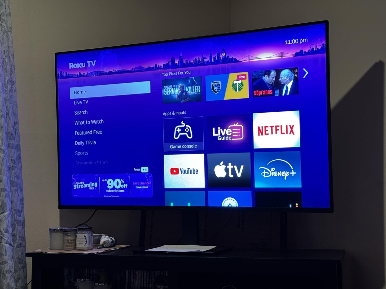 Roku Smart TV – 75-Inch Pro Series 4K QLED RokuTV with Backlit Roku Voice Remote Pro, Dolby Vision IQ, 120Hz Refresh Rate – Live Local News, Sports, Gaming customer photo 2