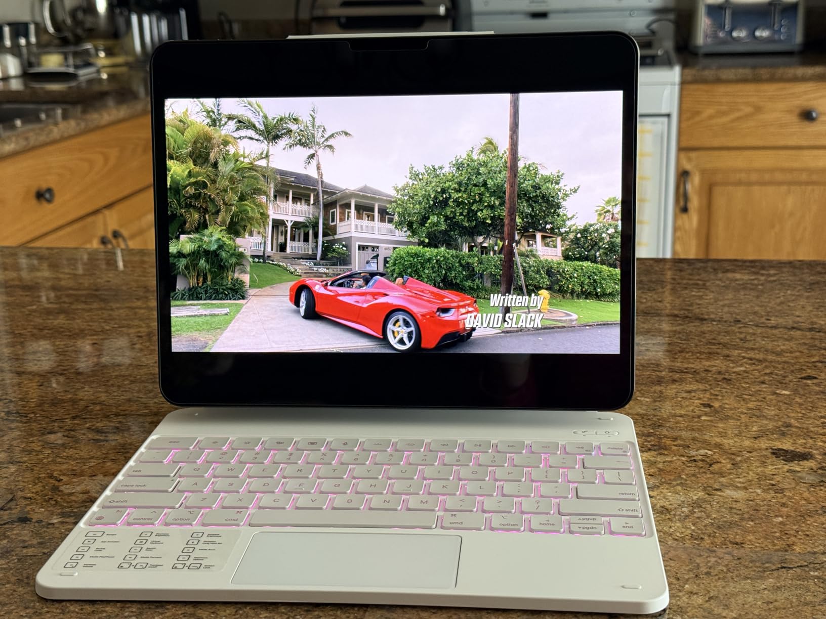 Apple iPad Pro 13-inch M4 customer photo 1