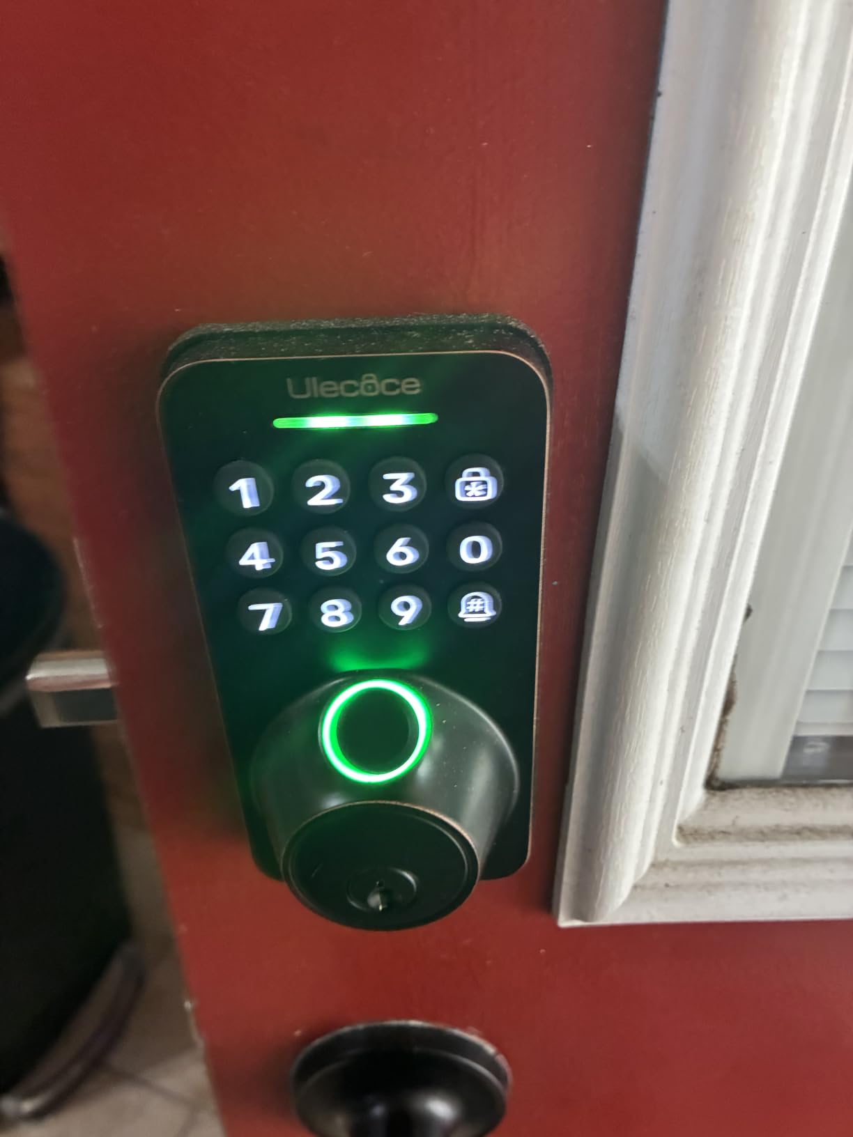Ulecoce Fingerprint Keypad Deadbolt with Knob Set, Keyless Entry Door Lock with App Control, Door Locks for Front Door, Auto Lock＆One-Touch Lock, 100+ User Codes＆5 Keys, Easy Installation, Matte Black customer photo 1