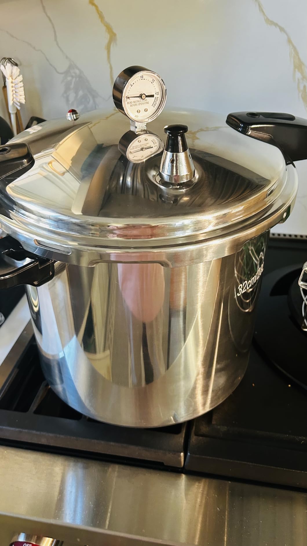 24qt pressure canner and canning pressure cooker with gauge,14.5PSI,practical 7pc Canning Supplies Starter Set,compatibility gas and induction cooktops, pressure cooker for canning (GREEN) customer photo 1