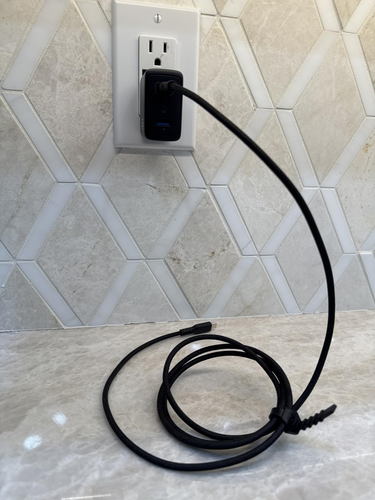 INIU 65W Laptop Charger customer photo 2