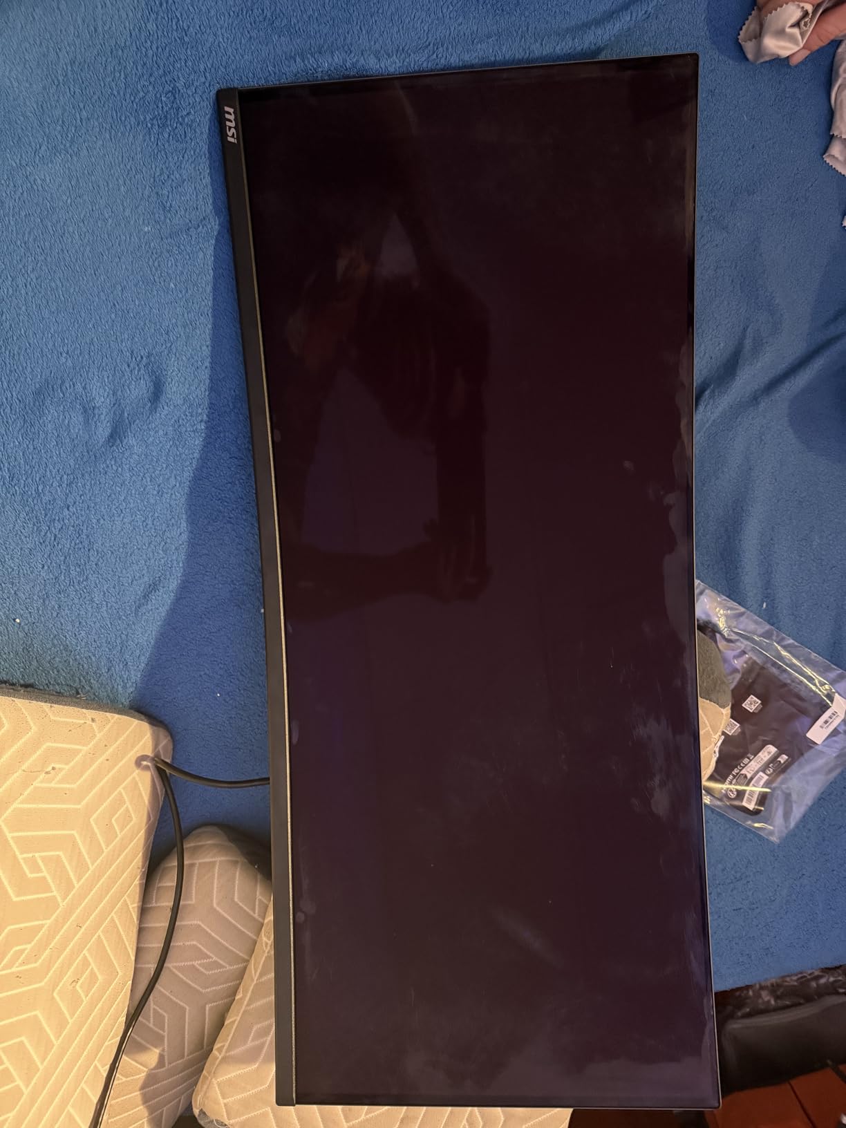 MSI MPG 321CURX customer photo 2