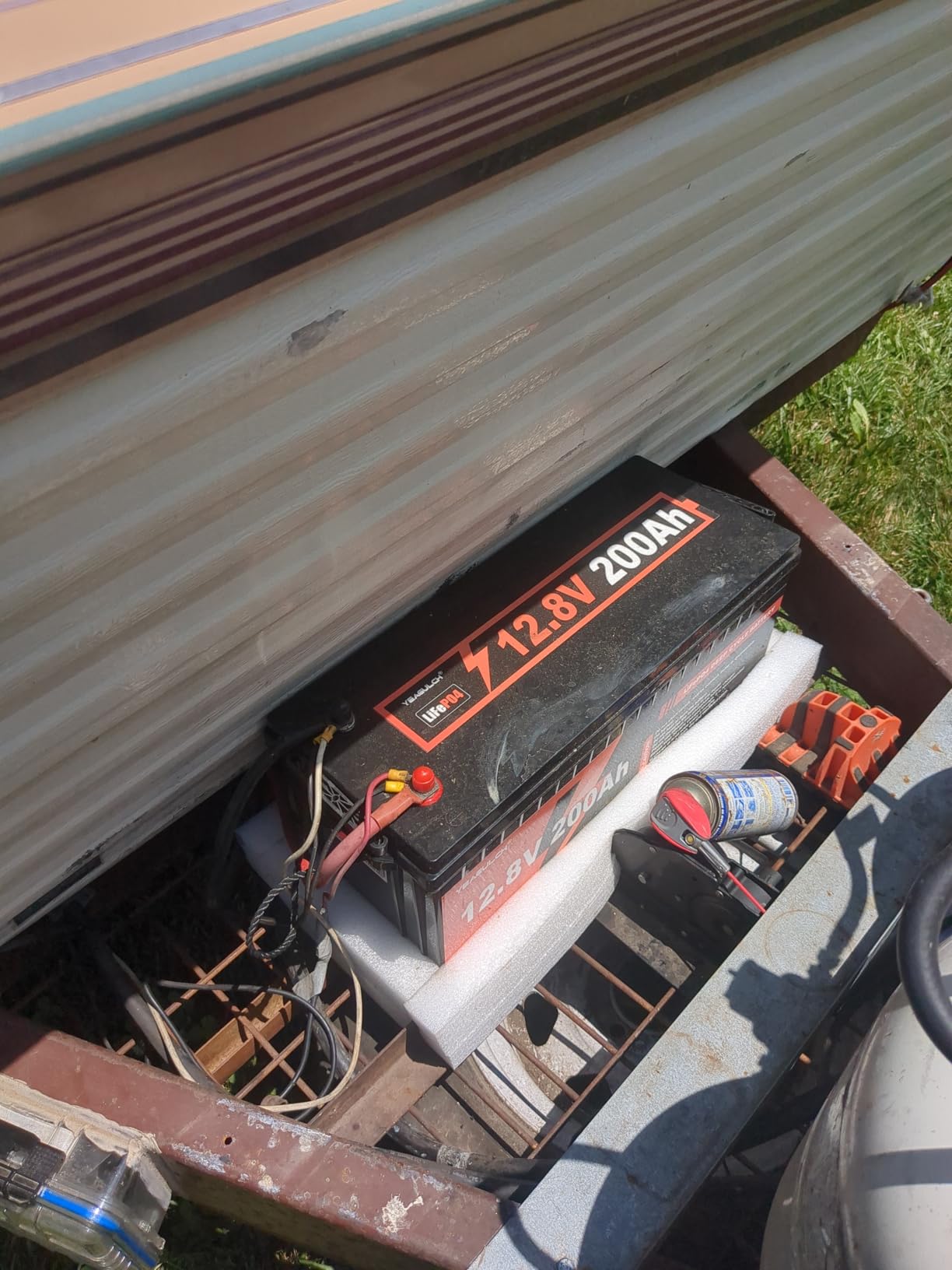 12V 200Ah LiFePO4 Lithium Battery Built-in 200A BMS 15000+ Deep Cycle customer photo 1