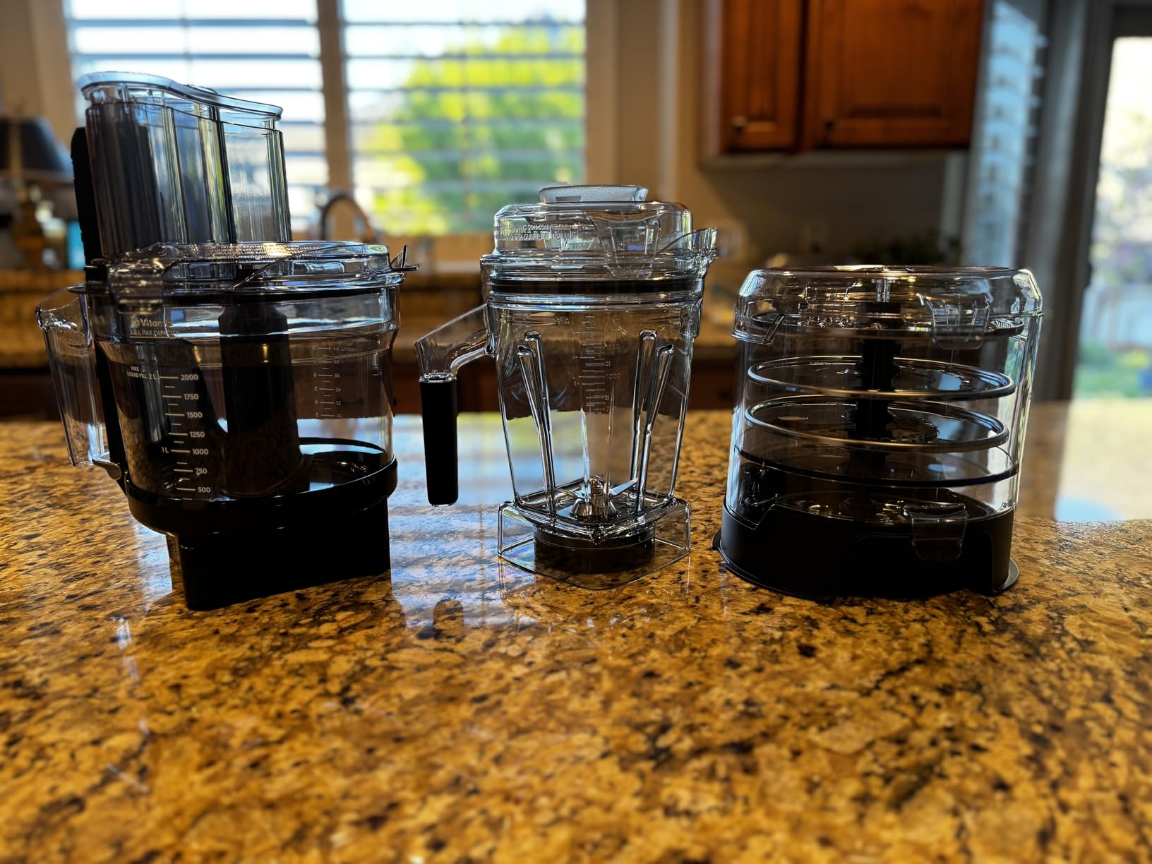 Vitamix Ascent X4 Gourmet SmartPrep Kitchen System, White customer photo 2