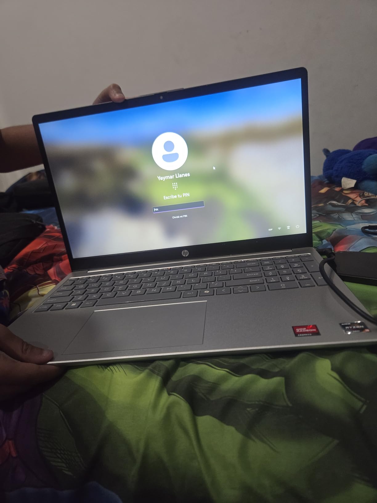 HP 15.6 Touchscreen customer photo 2
