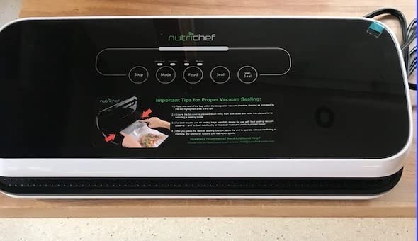NutriChef Automatic Vacuum Air Sealing System for Food Preservation with Starter Kit, Compact Design, Lab Tested, Dry & Moist Food Modes with Led Indicator Lights, Silver customer photo 2