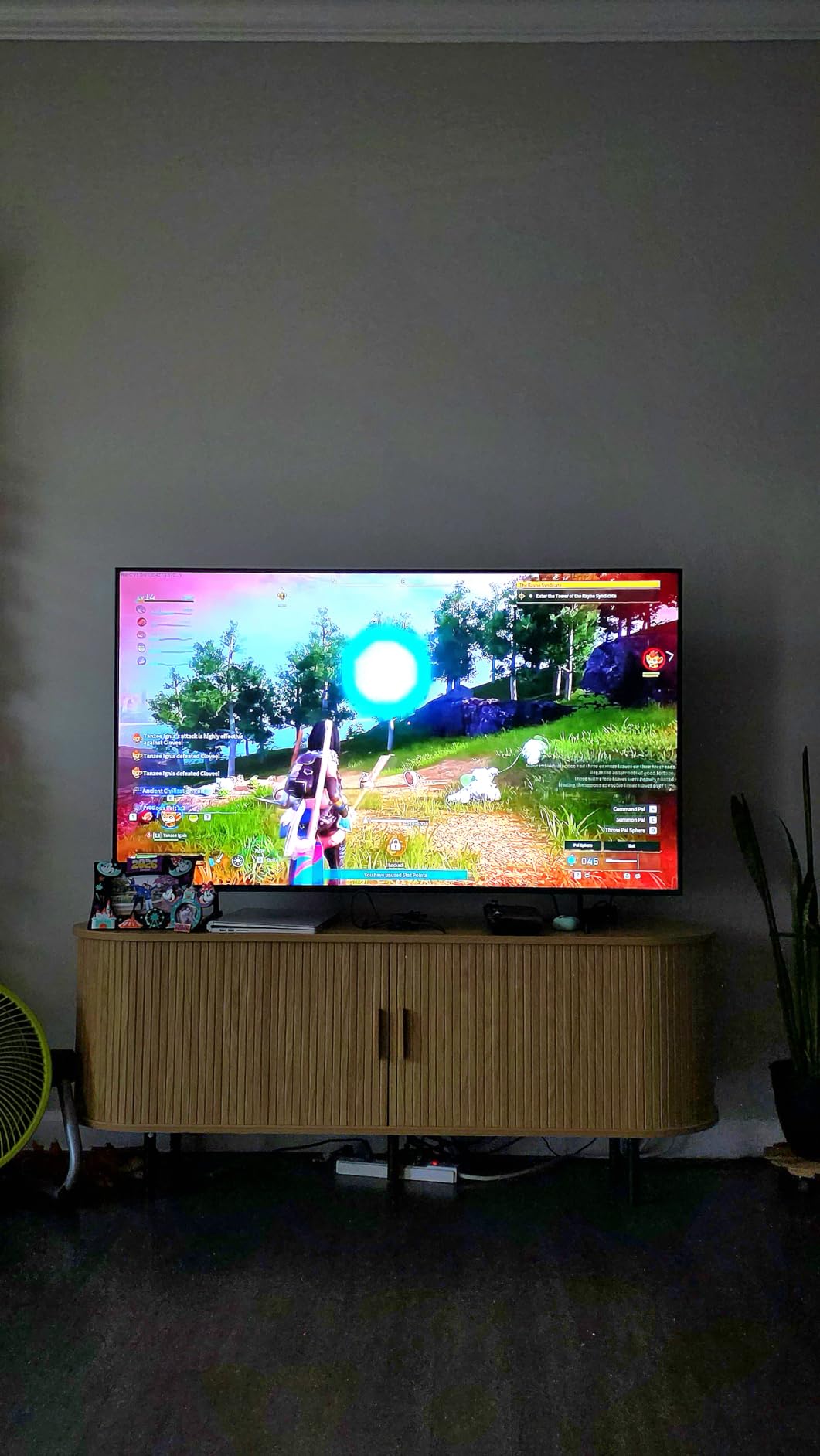 Samsung Q7F 98-Inch QLED customer photo 1