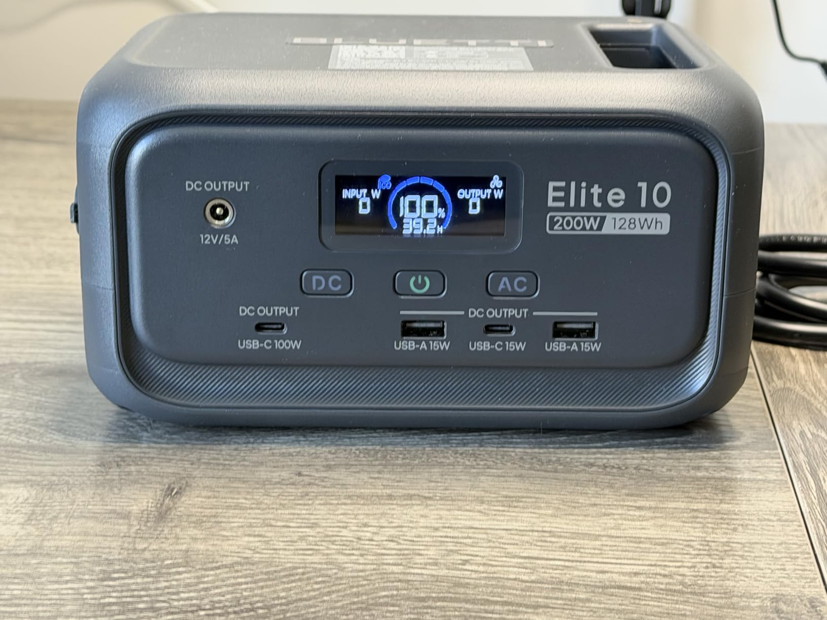 BLUETTI Elite 10 Mini Portable Power Station, 128Wh 200W Solar Generator customer photo 1