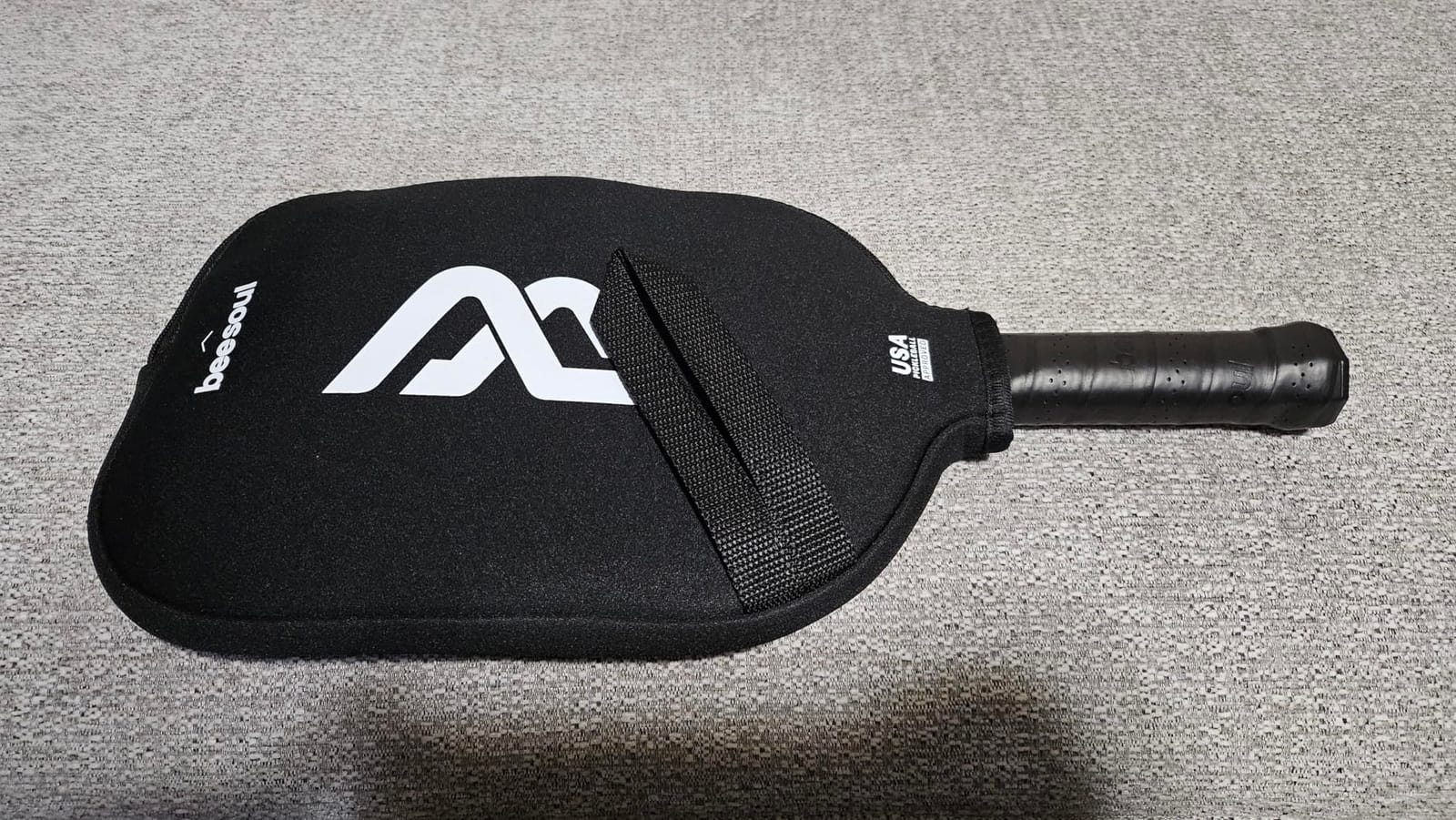 BEESOUL Pickleball Paddle - T700 Carbon, Foam Edge 16mm, Elongated & Power customer photo 2