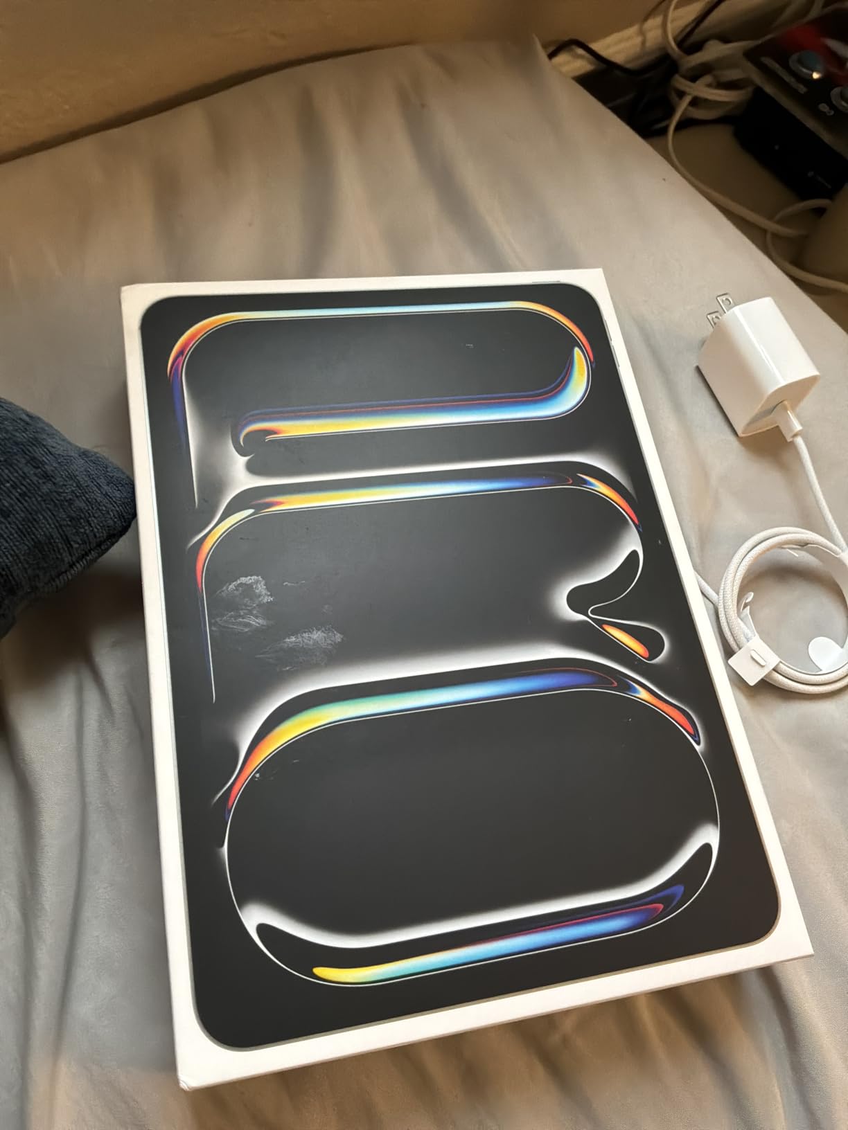 Apple iPad Pro 11-inch M5 customer photo 2