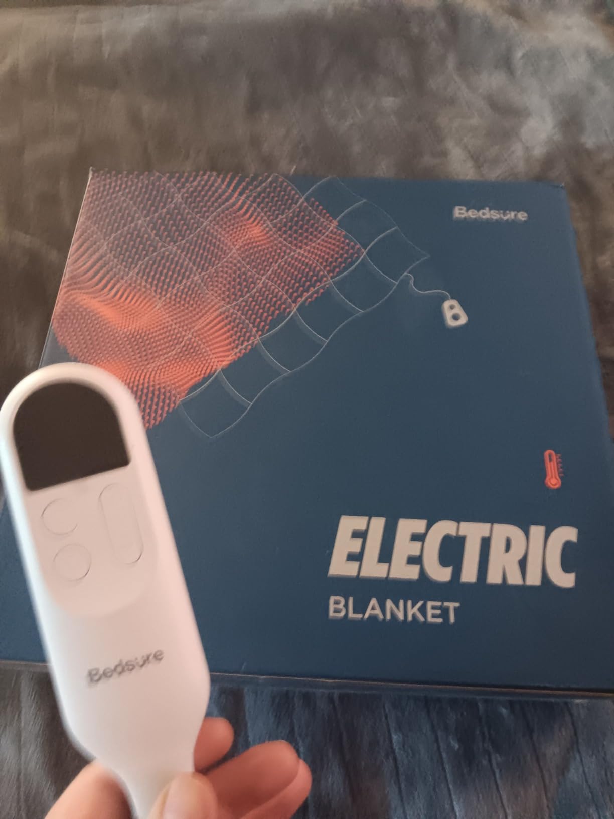 Bedsure Full-Size Heated Blanket customer photo 1