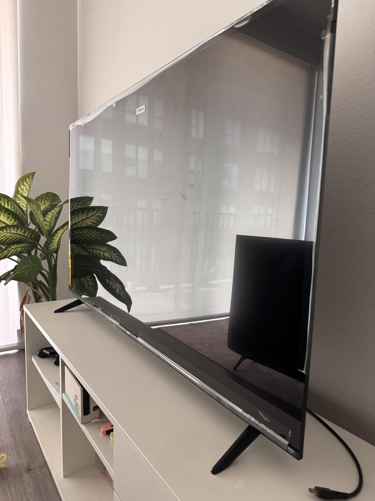 TCL 75-inch F7D Series QLED 4K UHD smart TV (75F7D, 2026 Model) | Dolby Vision & Atmos, DTS | Voice Remote with Alexa+ | Motion Rate 240, Game Accelerator 120, auto Game Mode customer photo 2