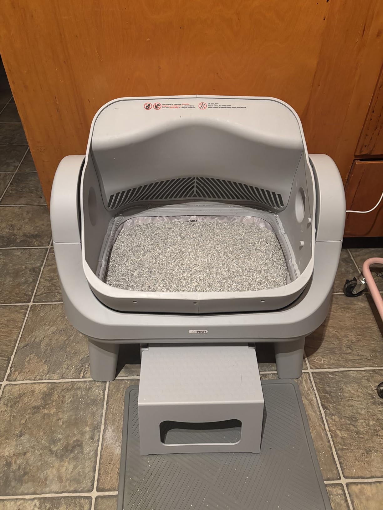 PetPivot Open Top Self Cleaning Cat Litter Box, Automatic Litter Box with 7 Pairs of Safety Sensors, Anti-Pinch Protection and Easy Access Step for Senior Cats, Dark Grey customer photo 1