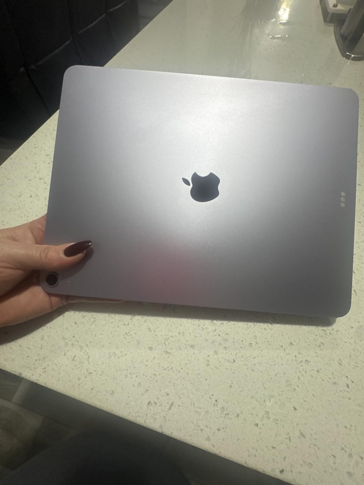 Apple iPad Air 13-inch M4 customer photo 2