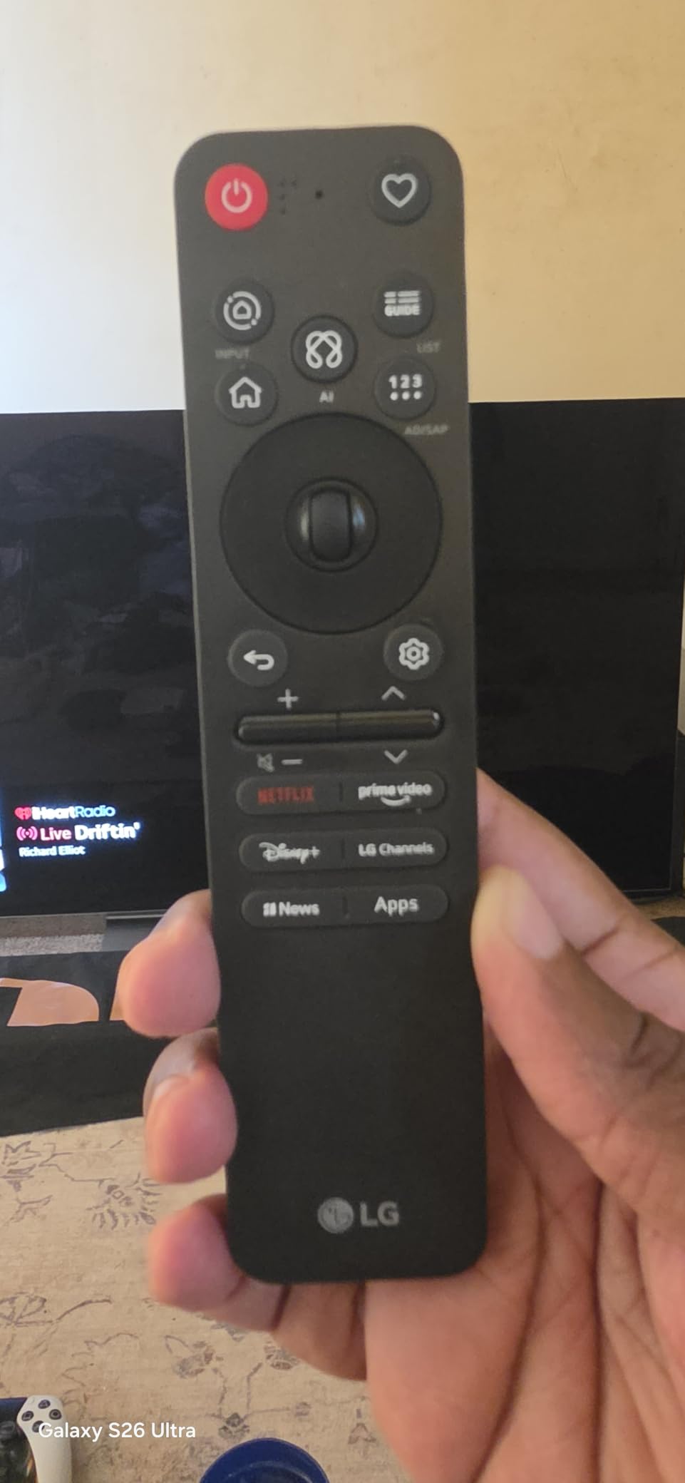 LG C6 77-Inch customer photo 1