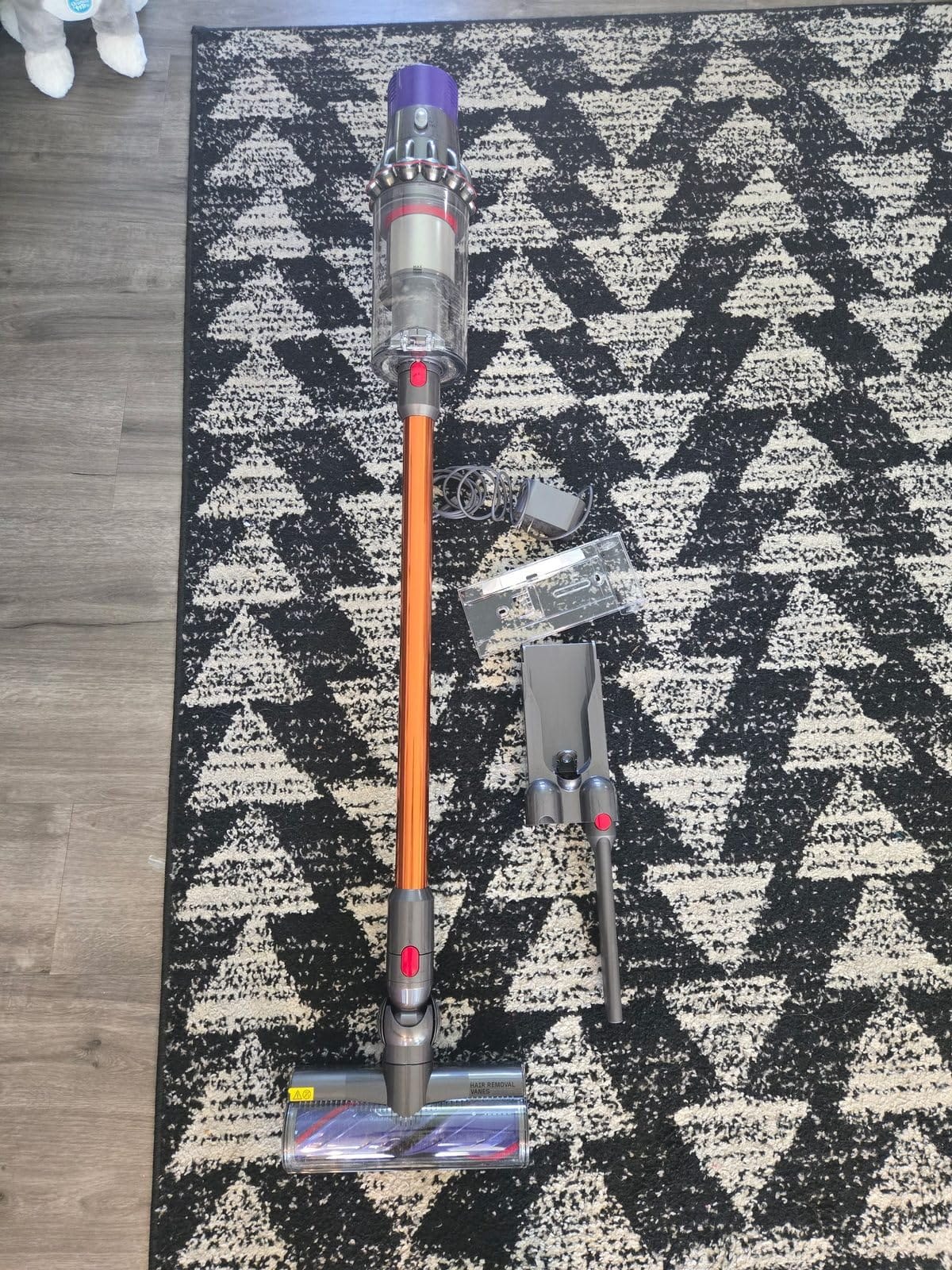 Dyson Cyclone V10 customer photo 2