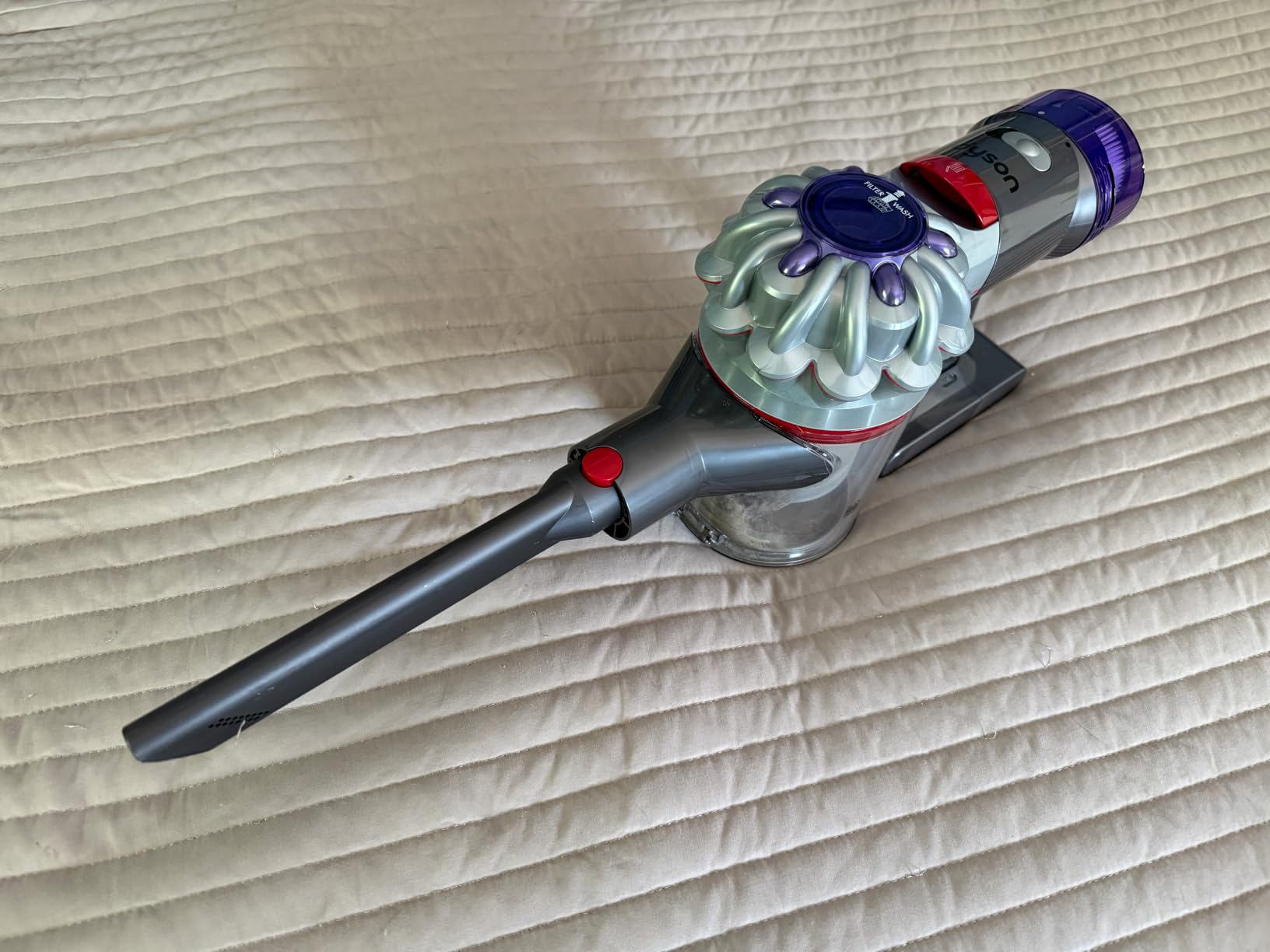 Dyson V8™ Cordless Vacuum customer photo 1
