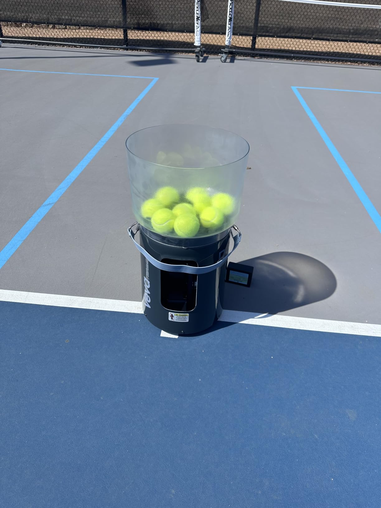 Veva R Series Tennis Ball Machine customer photo 2