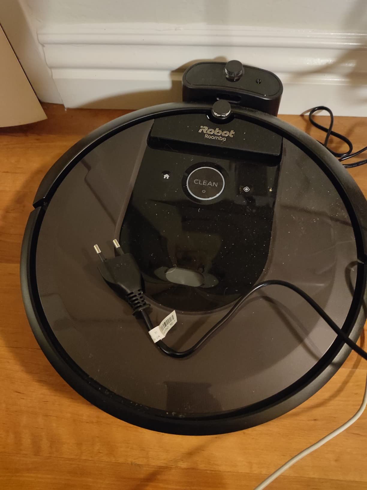 Roomba Max 775 Pet customer photo 2